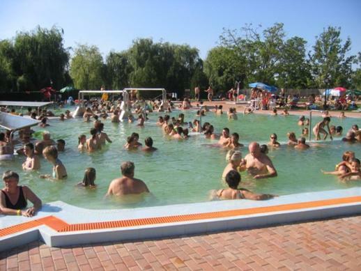 Hotel Fortuna Dávod Dış mekan fotoğraf