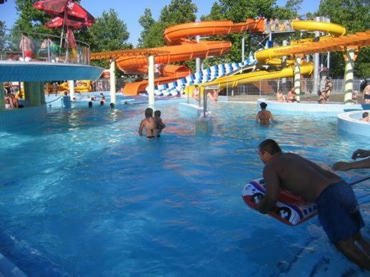 Hotel Fortuna Dávod Dış mekan fotoğraf